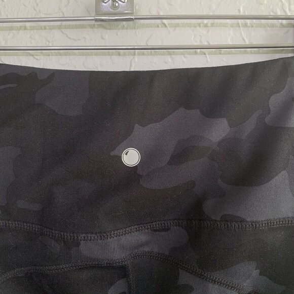 Yogalicious Lux Leggings Womens Small Black‎ Gray Camo Pockets workout yoga - Picture 4 of 10